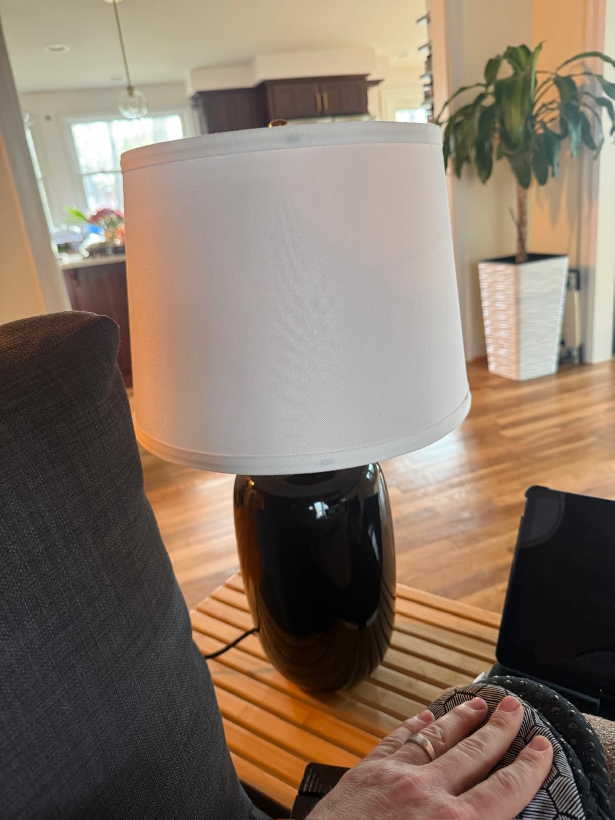 PUSU 22 Inch White Ceramic Table Lamps Set of 2, Fabric Lampshade Desk lamp | E26 Socket, Rotary Switch Lighting for Living Room, Office, Bedroom, Nightstand, Reading, Office, Study, Corner, Home Decor customer photo 1