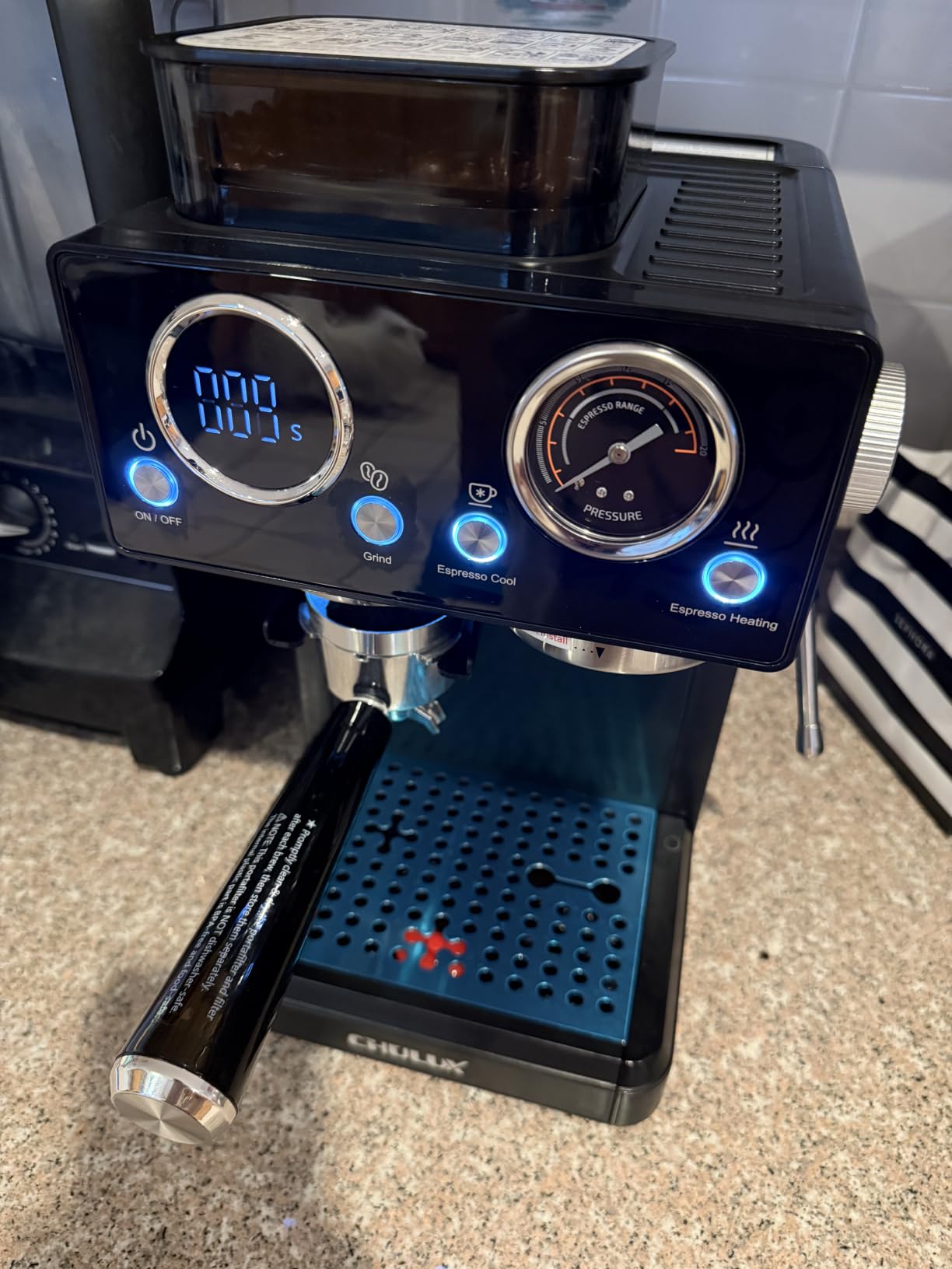 CHULUX Nero Espresso Machine with Built-in Conical Burr Grinder, 4-in-1 20 Bar Espresso Coffee Maker for Cappuccino, Latte, Hot & Iced Espresso and Hot Water, Mystic Black customer photo 2