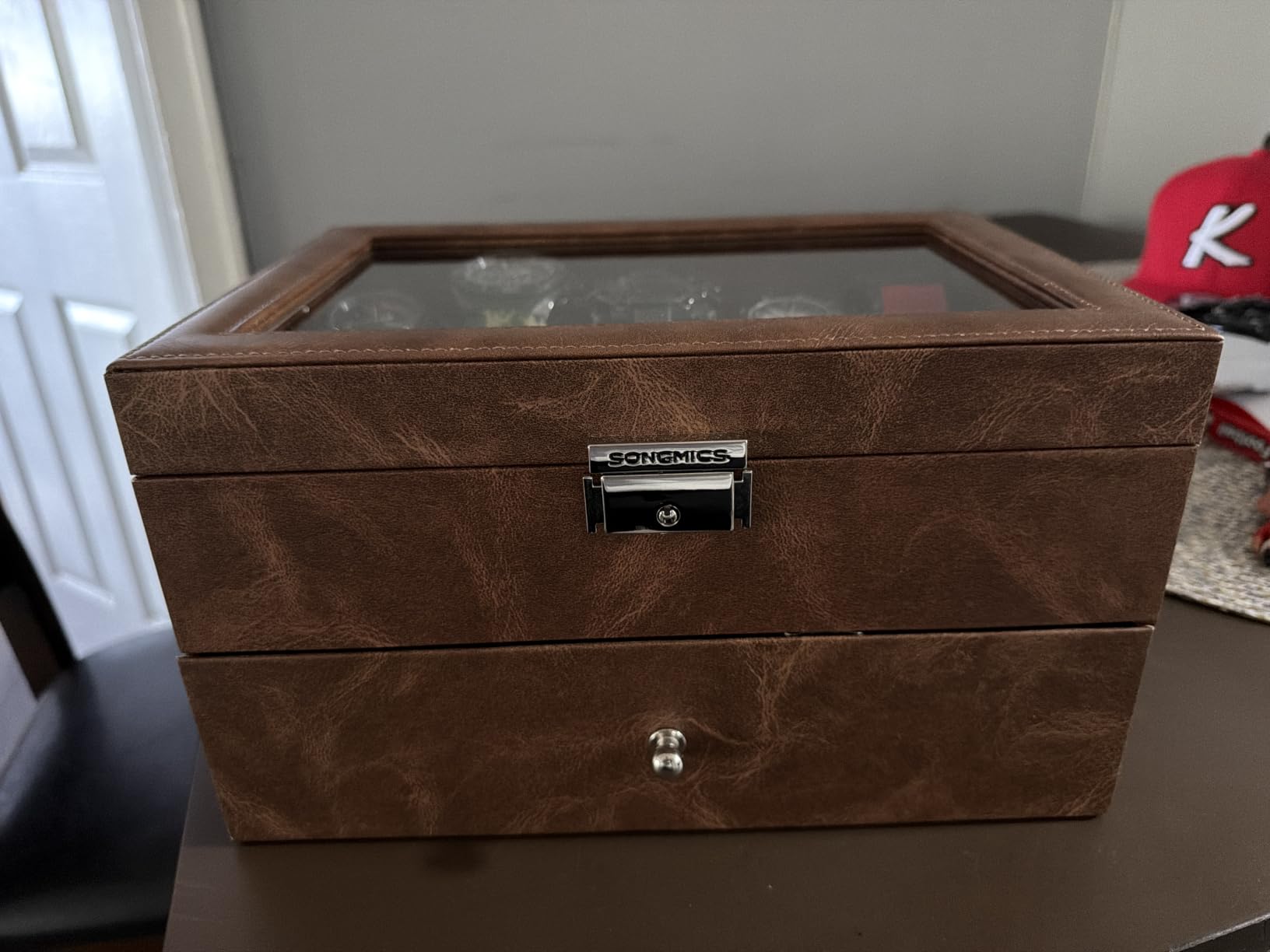 SONGMICS Watch Box, 20-Slot Watch Case Organizer, Coffee Brown, Large Glass Lid, Removable Pillows, Metal Lock customer photo 1
