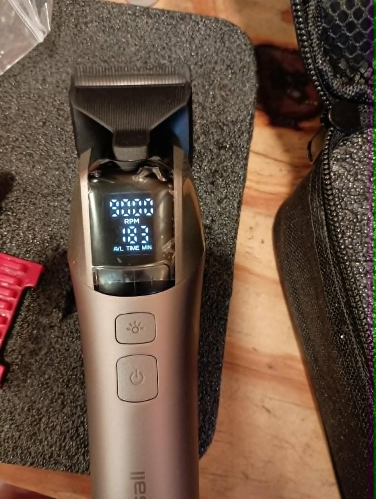 oneisall Professional Dog Clippers for Grooming Thick Hair, 9000RPM 5 Speed | 5 in 1 DLC Blade, 280min Cordless, Low Noise Dog Grooming Kit customer photo 2