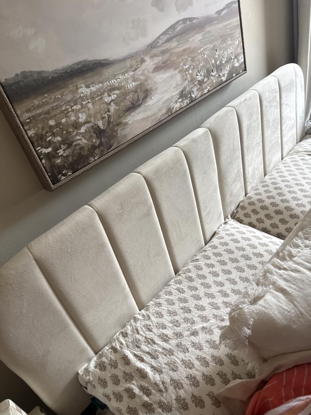 Queen Headboard Only - Upholstered Headboard for Bed, Easy Assembly, Velvet Covered Sponge, Place Between Bed & Wall, Adjustable Metal Legs with Non-Slip Pads, Beige customer photo 2