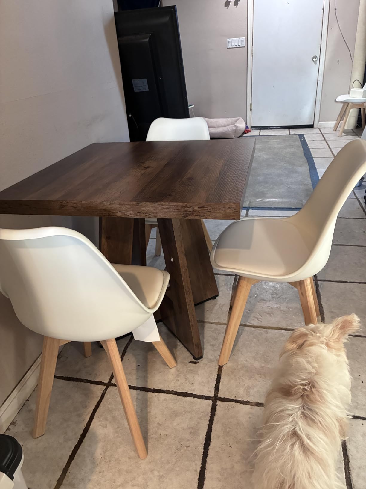 OLIXIS Dining Chairs Set of 4, PU Leather Accent Chairs for Living Room | Upholstered Kitchen Side Chair, Curved Backrest, Wood Legs, Armless, Mid Century Modern, White customer photo 2