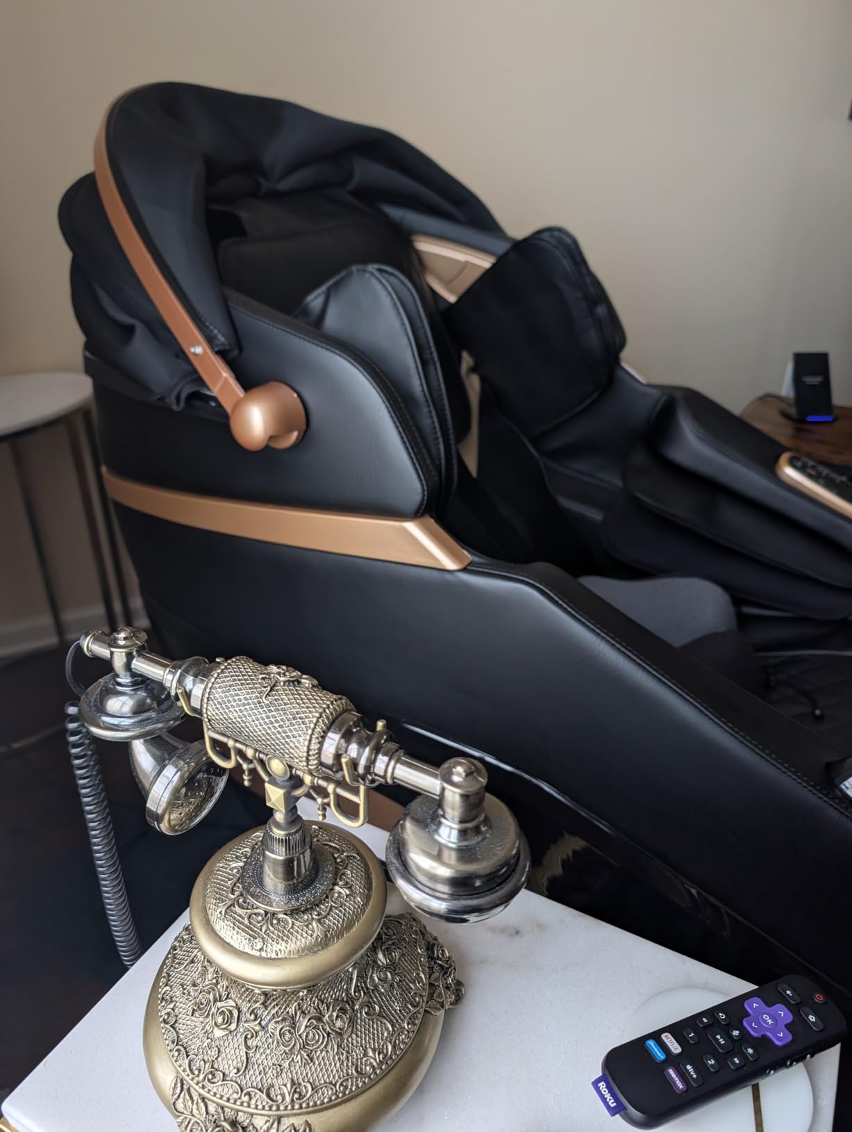 Massage Chair Full Body, Zero Gravity 3D SL-Track Shiatsu Massage Recliner Chair Built-in Heat System Airbag Massage with Body Scan, Deep Yoga Stretch, Calfrest Extension And Foot And Back massage customer photo 1