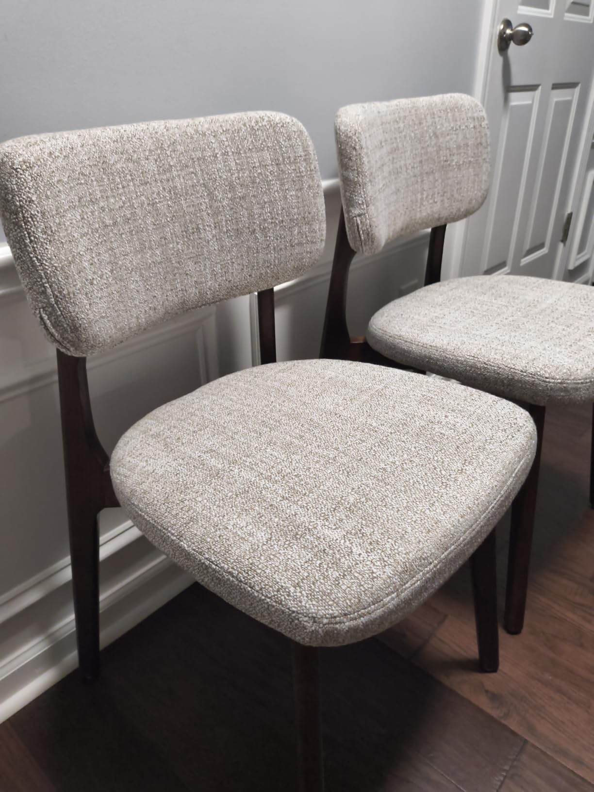 COLAMY Dining Chairs Set of 2, Mid Century Modern Upholstered Kitchen Chairs with Solid Red Oak Wood Legs, Textured Fabric Dining Room Accent Chairs for Small Spaces, 300 lbs Capacity, Walnut, Oatmeal customer photo 1