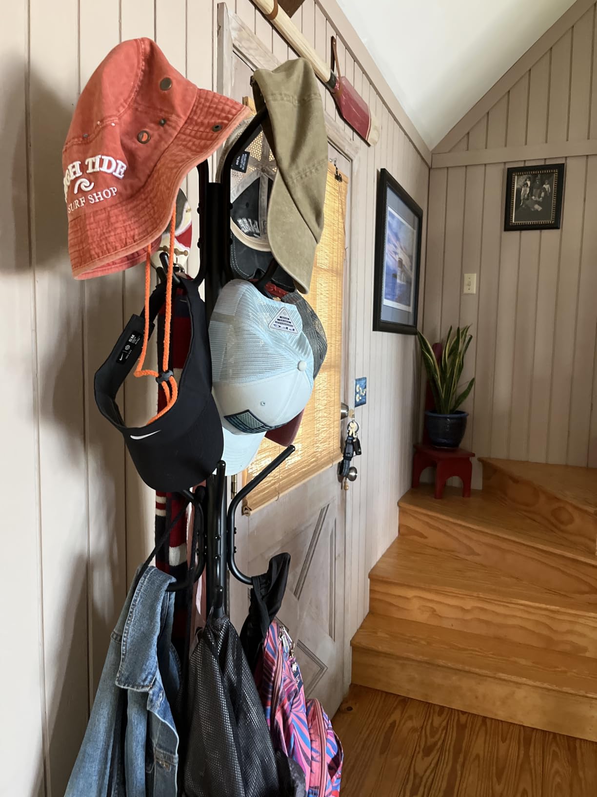 SONGMICS Coat Rack Freestanding, Steel Stand with 16 Hooks and 4 Legs | Coat Tree, Holds Clothes, Hats, and Bags, for Entryway, Living Room, Bedroom, Ink Black, ALAN Collection URCR083BH01S customer photo 2