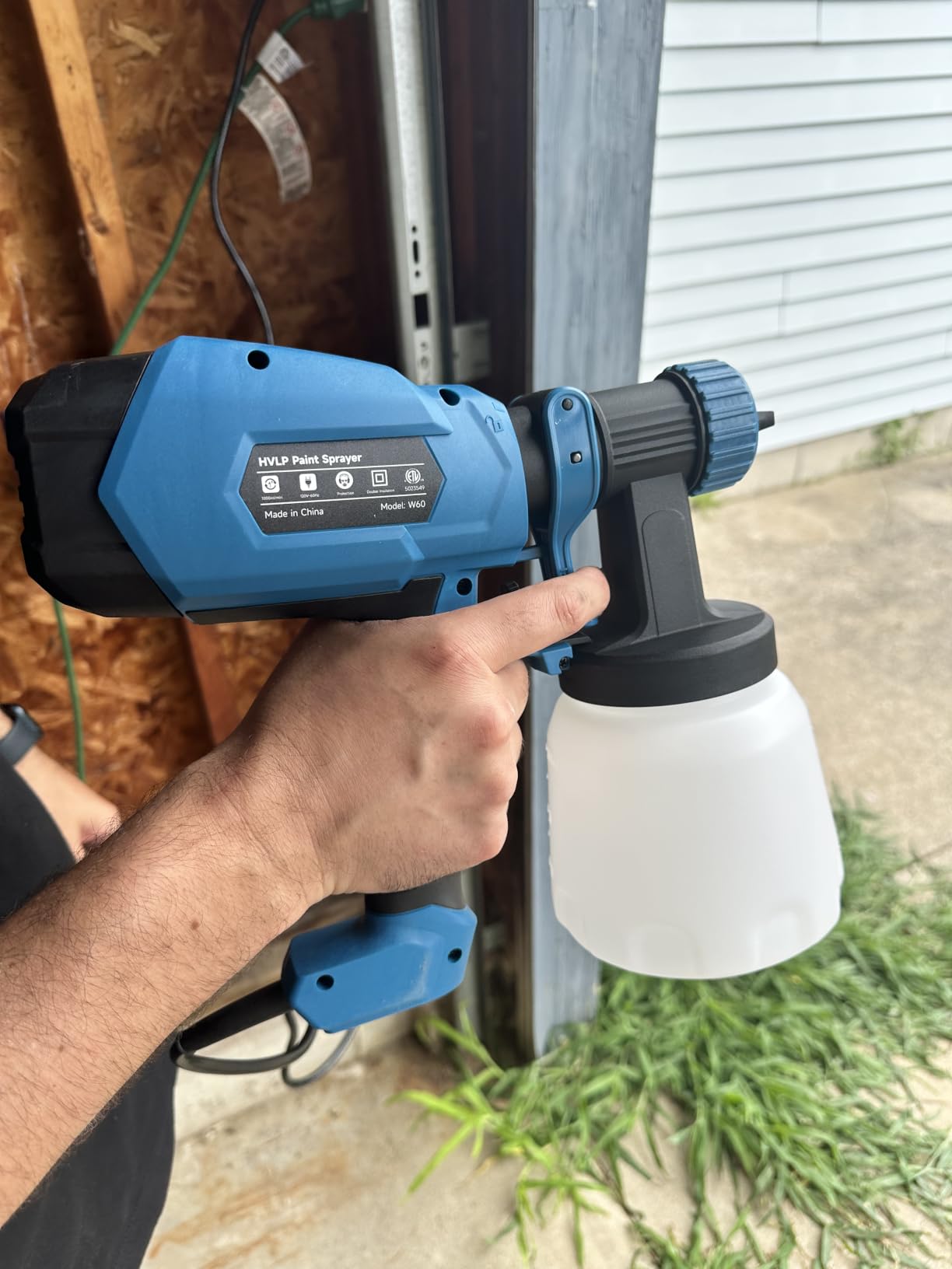 Paint Sprayer, Electric Spray Paint Gun, 3 Modes & 4 Brass Nozzles, with Cleaning & Blowing Joints, Variable Flow Control, for Doors, Fences, Walls, Cabinets, Garden Chairs, Furniture, Blue customer photo 2