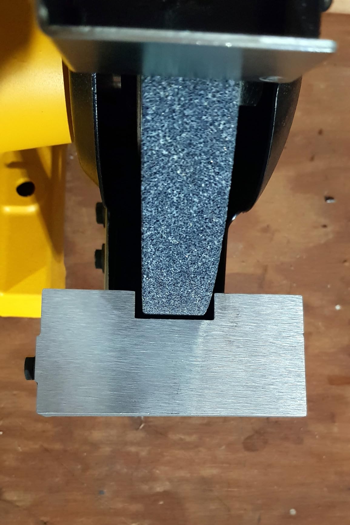 DEWALT DW758 8-Inch Bench Grinder customer photo 1