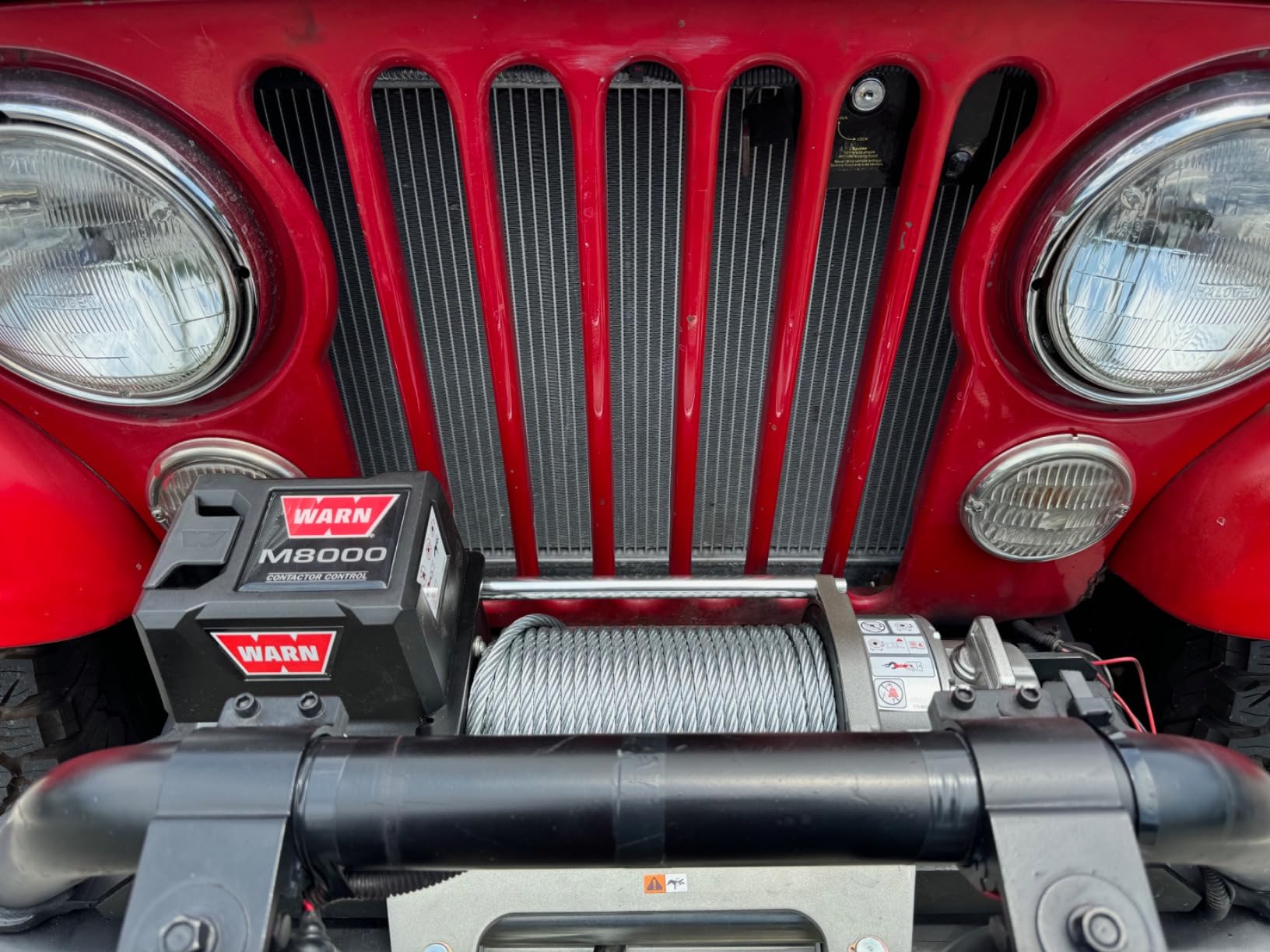 WARN 26502 M8000 Series Electric 12V Winch with Steel Cable Wire Rope: 5/16