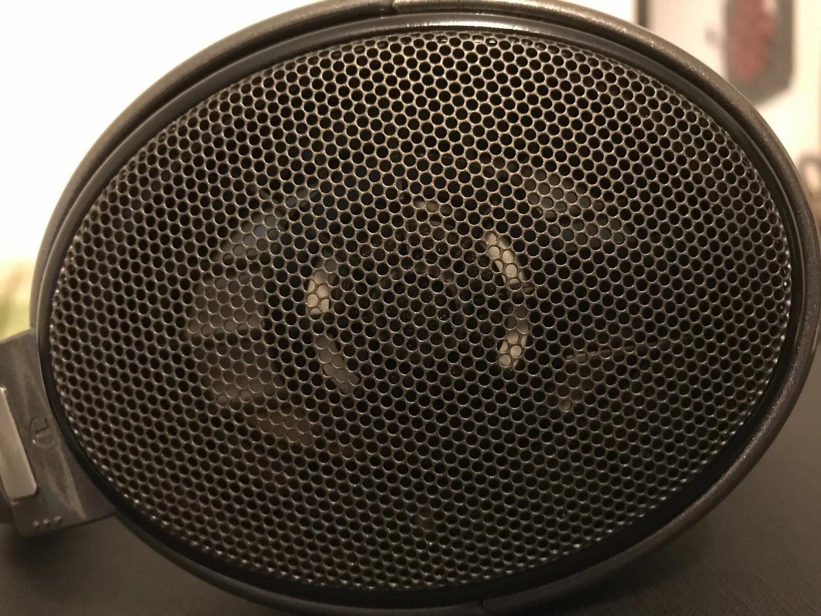 Sennheiser HD 650 - Audiophile Hi-Res Open Back Dynamic Headphone customer photo 2