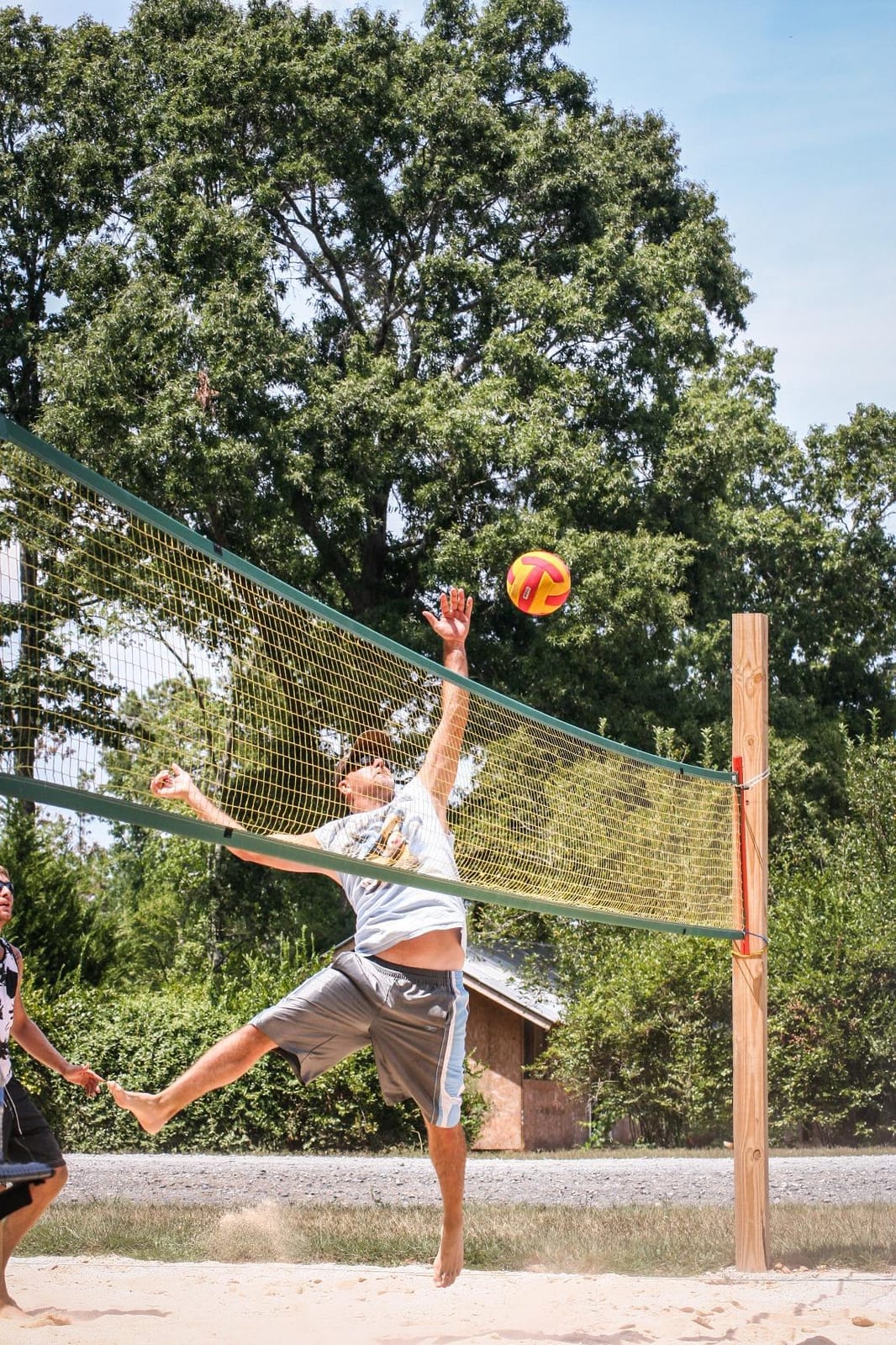 Park & Sun Sports Regulation Size Indoor/Outdoor Professional Volleyball Net with Steel Cable Top and Bottom, Blue, One Size customer photo 1