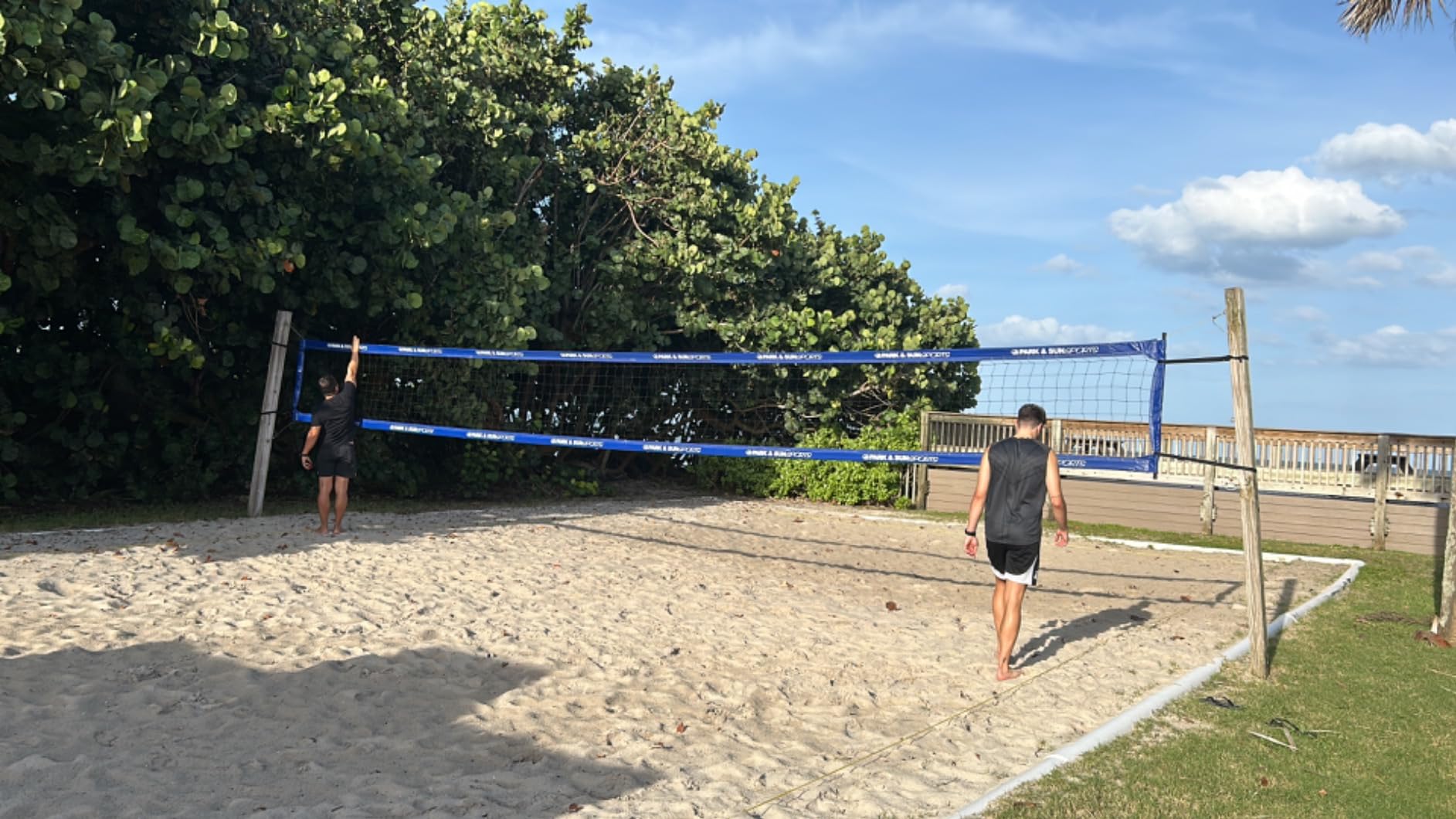 Park & Sun Sports Regulation Size Indoor/Outdoor Professional Volleyball Net with Steel Cable Top and Bottom, Blue, One Size customer photo 2