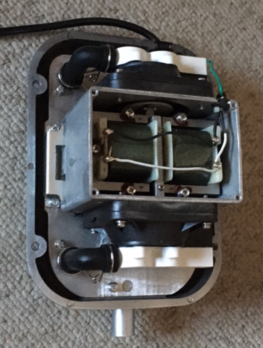 Danner Manufacturing, Inc., Pondmaster AP-100 Air Pump, Air Volume 9150 cu.in/min, 04580 customer photo 2