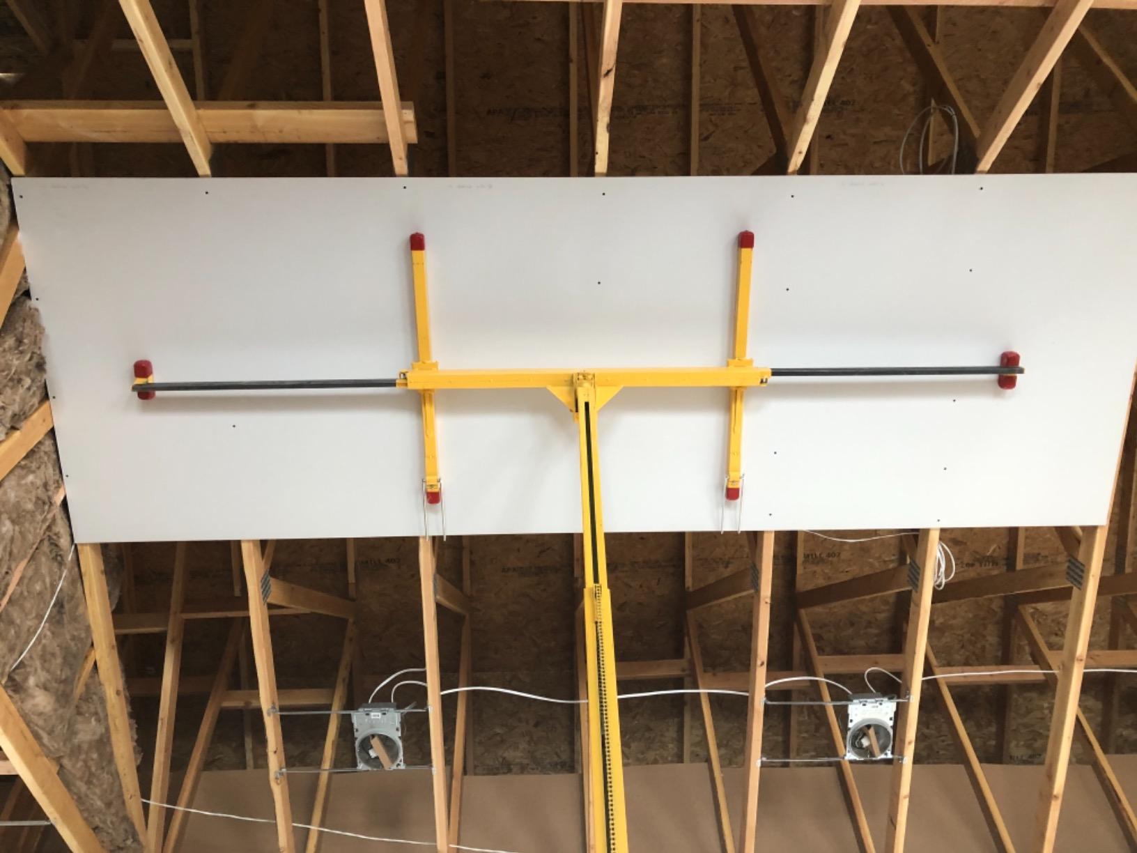 Panellift The Original Drywall Lift 439, Professional-Grade Chain-Drive Sheetrock Hoist for Walls and Ceilings, 14 ft 5 in Max Lift, 200 lb Capacity customer photo 2