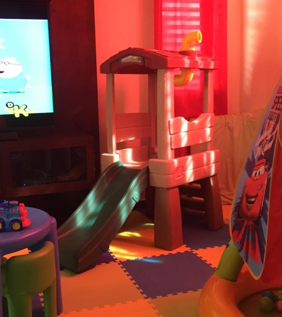 Step2 Play Naturally Playful Lookout Treehouse, Kids Outdoor Playset, Backyard Playground Set, Slide, Ladder, Pivoting Periscope, For Toddlers 1.5+ Years Old customer photo 1