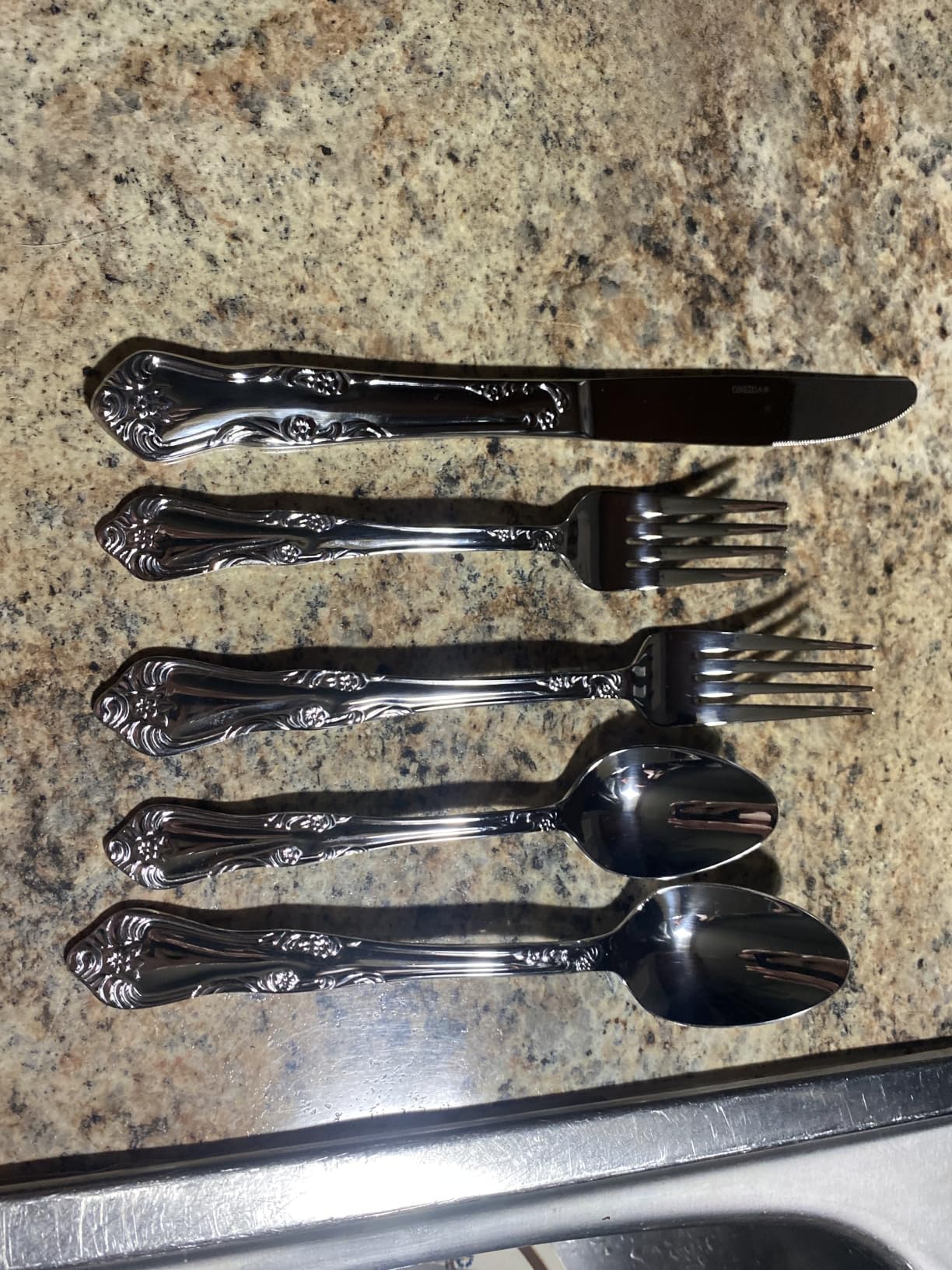 Oneida Azalea 45-Piece 18/0 Silverware Set for 8, Flatware | mirror finish, dishwasher safe | includes serving spoons and utensil set | cutlery set, wedding silverware customer photo 1