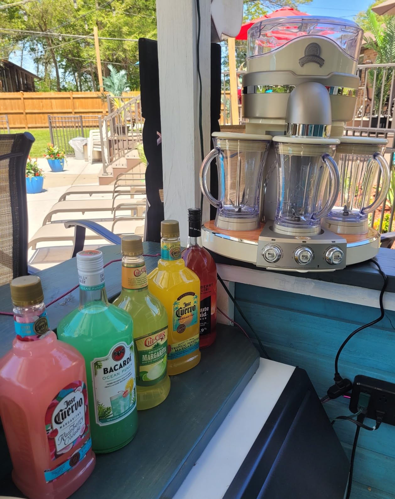 Margaritaville Tahiti Margarita Machine 24 Oz Ivory customer photo 2