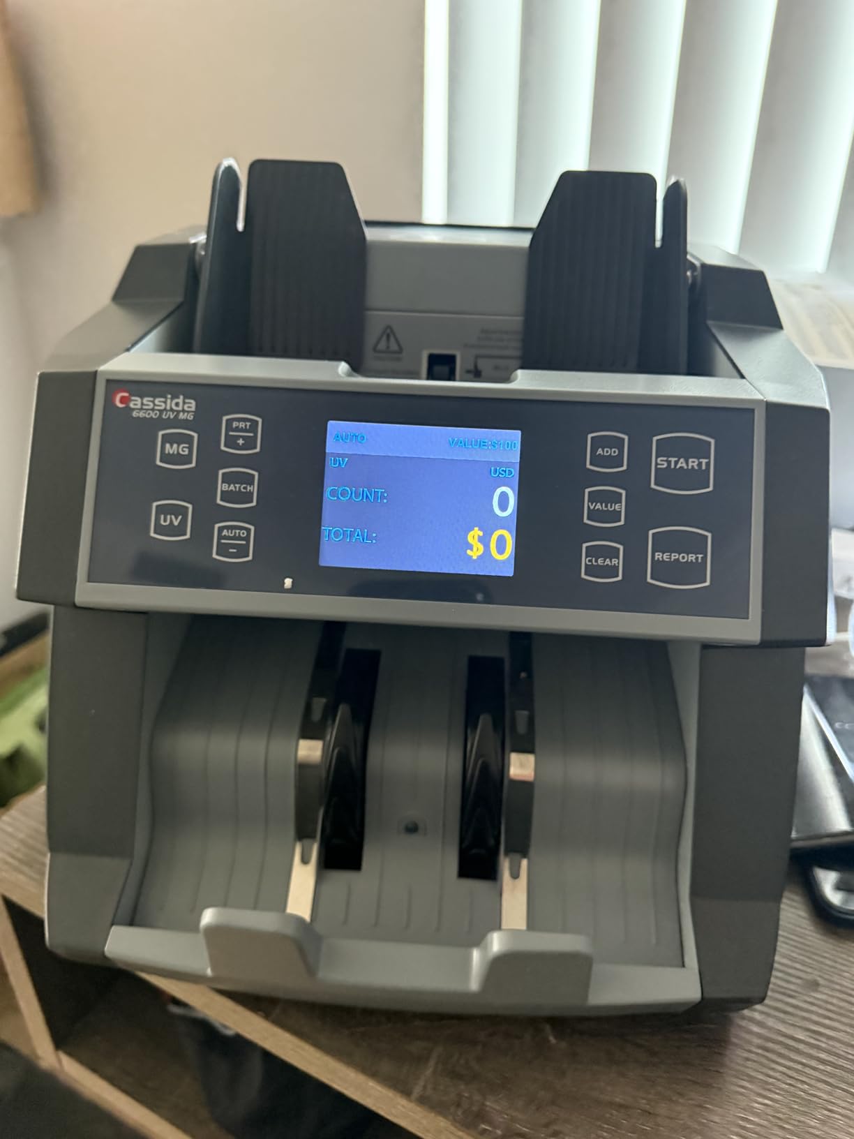 Cassida 6600 UV/MG - USA Business Grade Money Counter with UV/MG/IR Counterfeit Detection - Top Loading Bill Counting Machine w/ValuCount™, Add and Batch Modes - Fast Counting Speed 1,400 Notes/Min customer photo 2