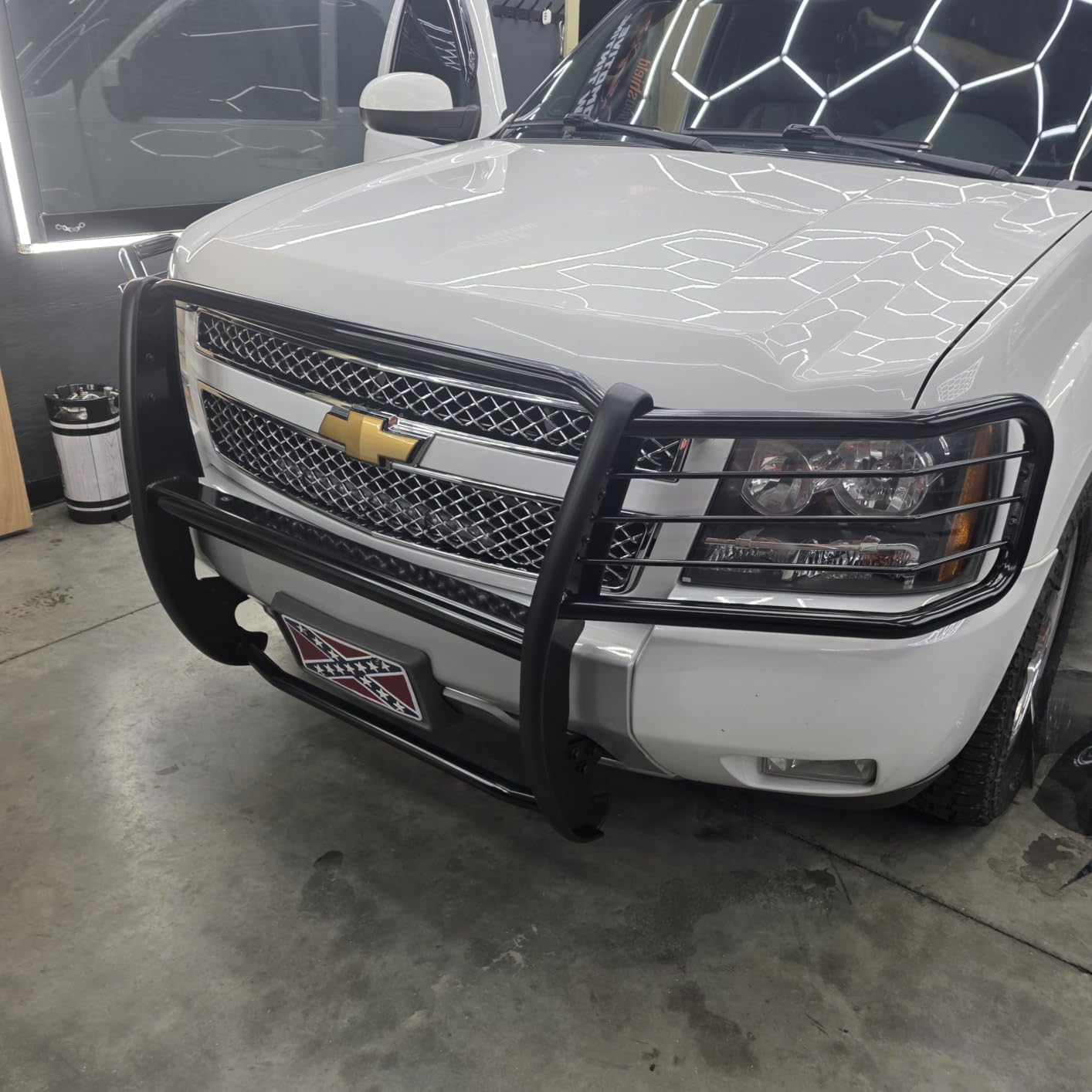 ARIES 4065 1-1/2-Inch Black Steel Grille Guard, No-Drill, Select Chevrolet Avalanche, Suburban 1500, Tahoe customer photo 1