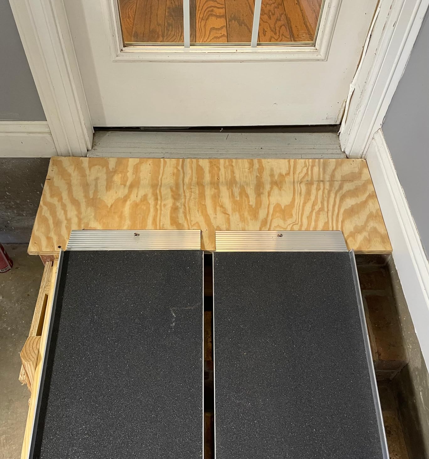 EZ-ACCESS Suitcase Trifold Wheelchair Ramp, Non Slip, 800 lb, Home, 6 ft | Portable Folding, Non Slip Applied Surface, Self-Adjusting Bottom Transition Plates, 800 Lb Capacity, Home Steps and Doorways customer photo 1