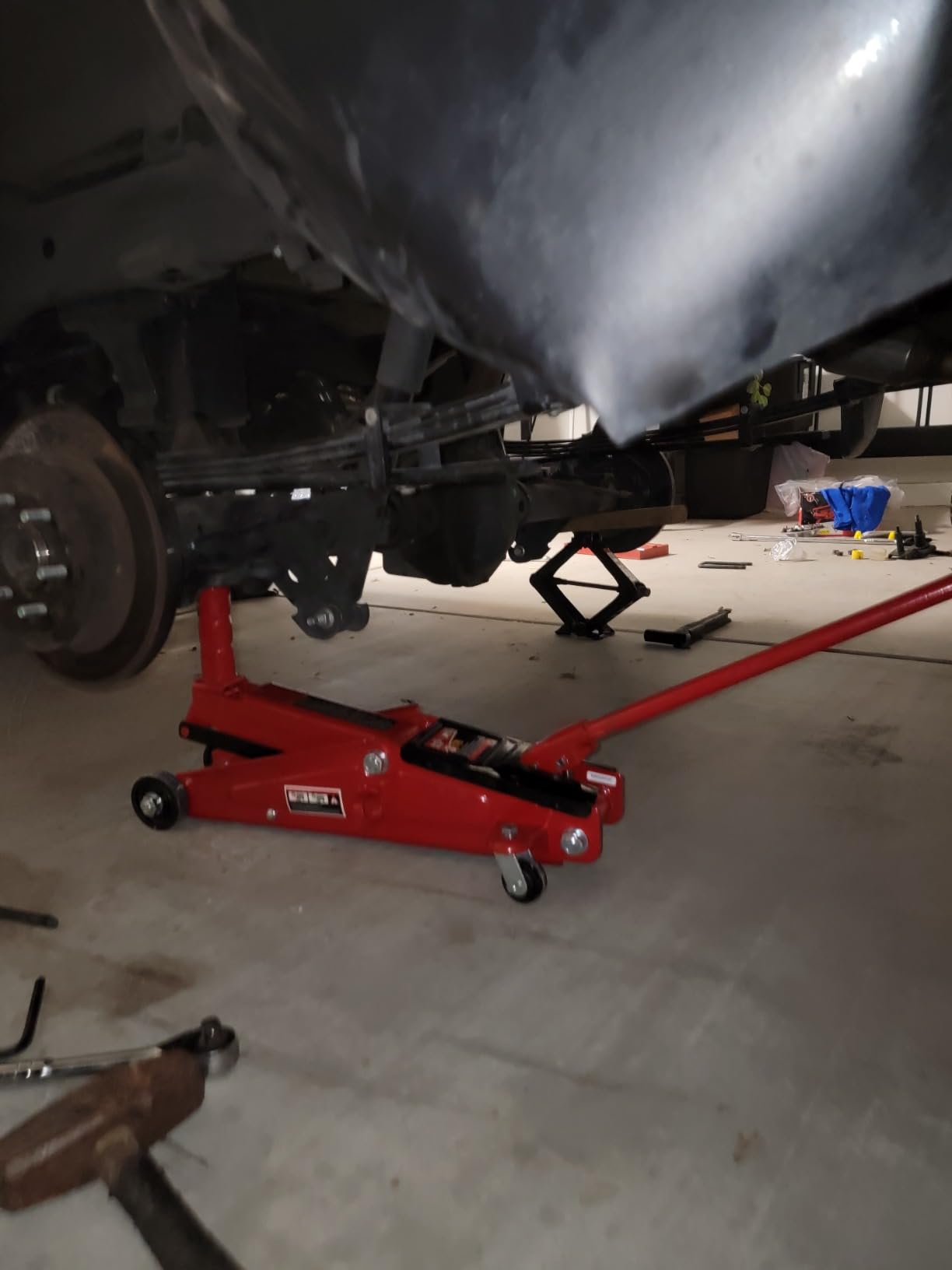 BIG RED T83006 Torin Hydraulic Trolley Service/Floor Jack with Extra Saddle (Fits: SUVs and Extended Height Trucks): 3 Ton (6,000 lb) Capacity, Red customer photo 1