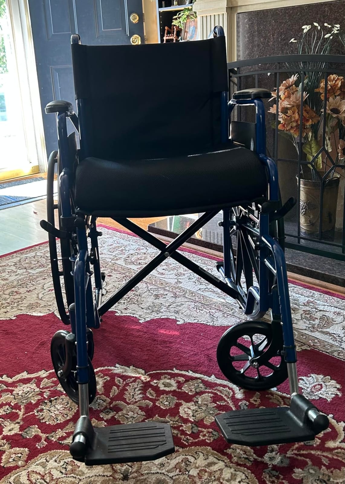 Drive Medical Blue Streak Lightweight Wheelchair, Footrests, 18