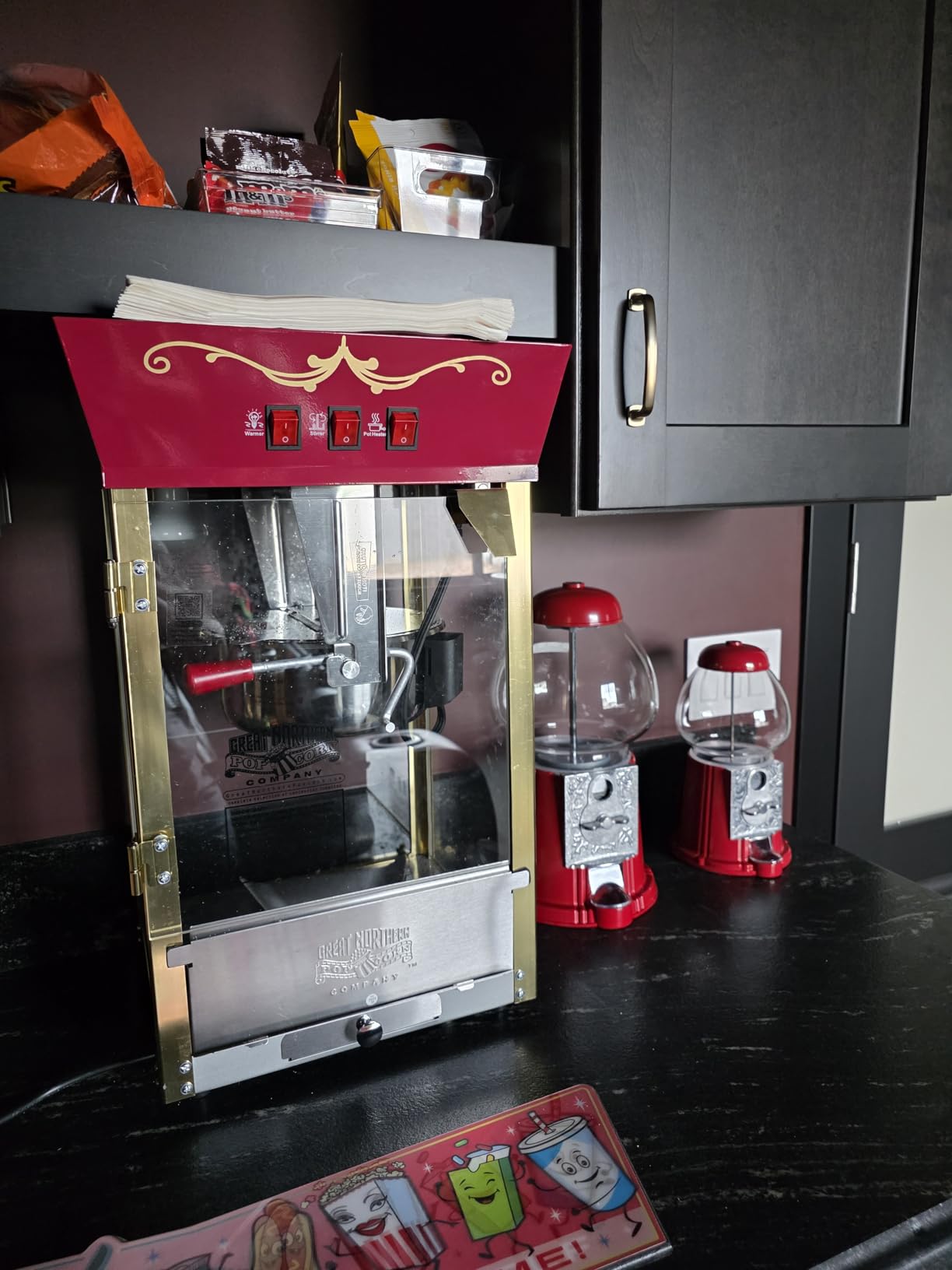Great Northern Popcorn Matinee 8oz Popcorn Machine, Red customer photo 1