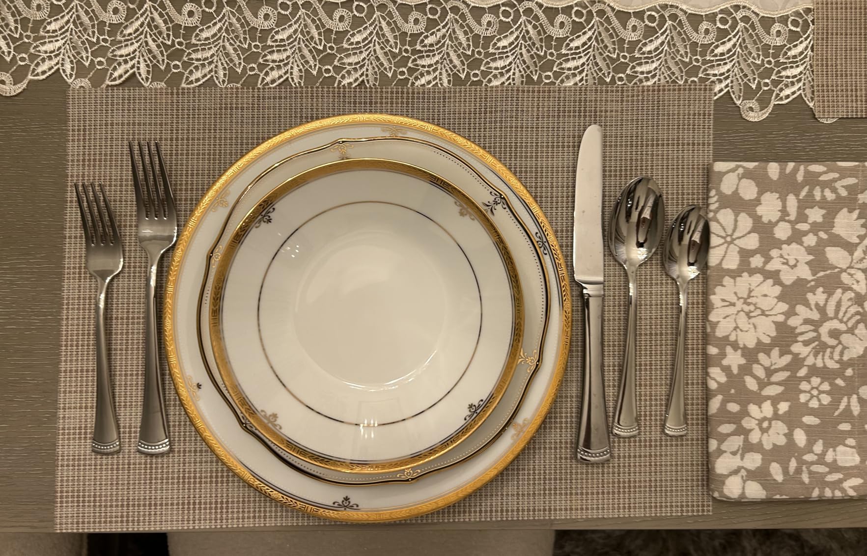 Lenox Portola 65-Piece 18/10 Silverware Set for 12, Flatware | mirror finish, dishwasher safe | includes serving spoons and utensil set | heavy duty, cutlery set for kitchen and dining customer photo 1