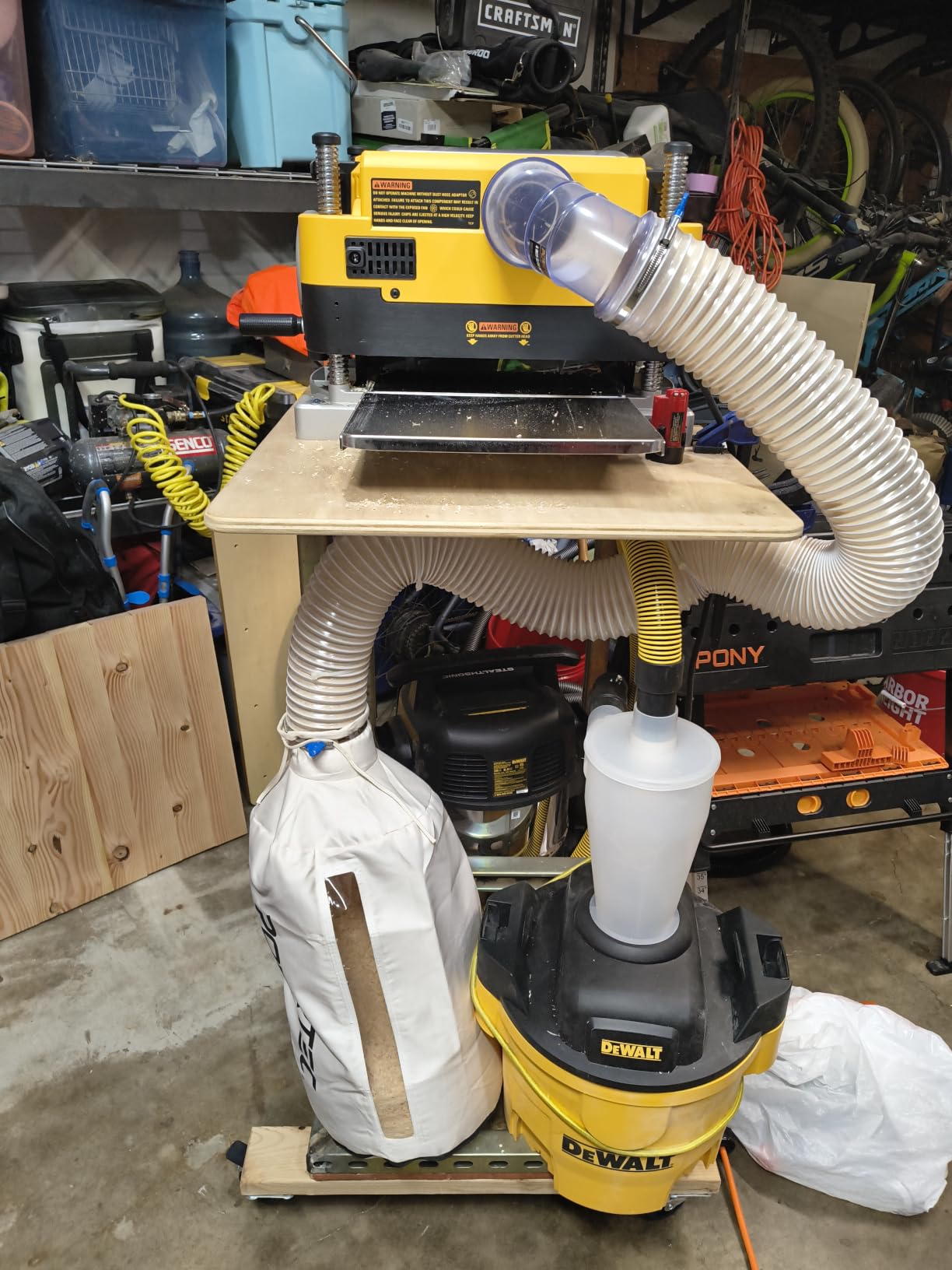 DEWALT Thickness Planer, 13-inch Wood Planer, Three Knife Two Speed, 15 Amp, 20,000 RPM Motor (DW735X) customer photo 2