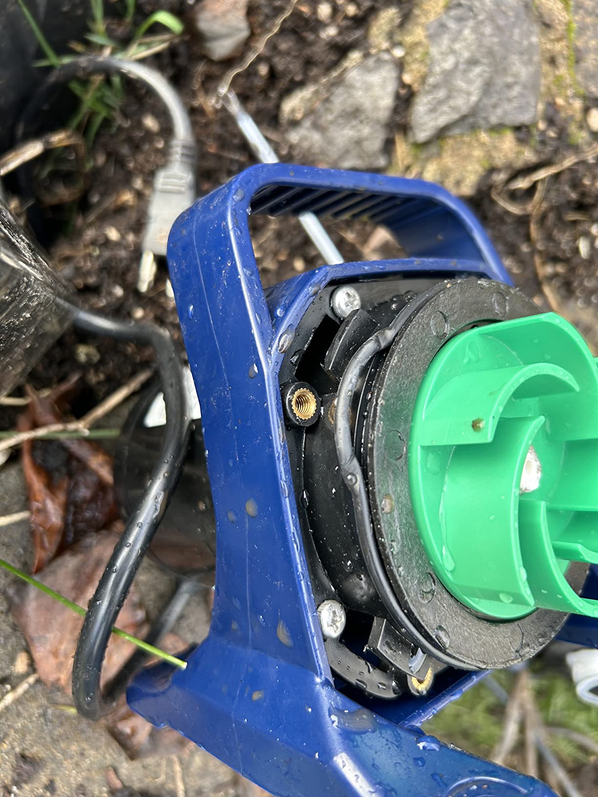 Alpine Corporation PAL3100 | 3100 GPH Submersible Water Pump with 33-ft Cord - Quiet 276W Motor, 21.5-ft Lift - Multi-Angle Flow for Ponds, Waterfalls & Fountains - Durable & Efficient customer photo 1