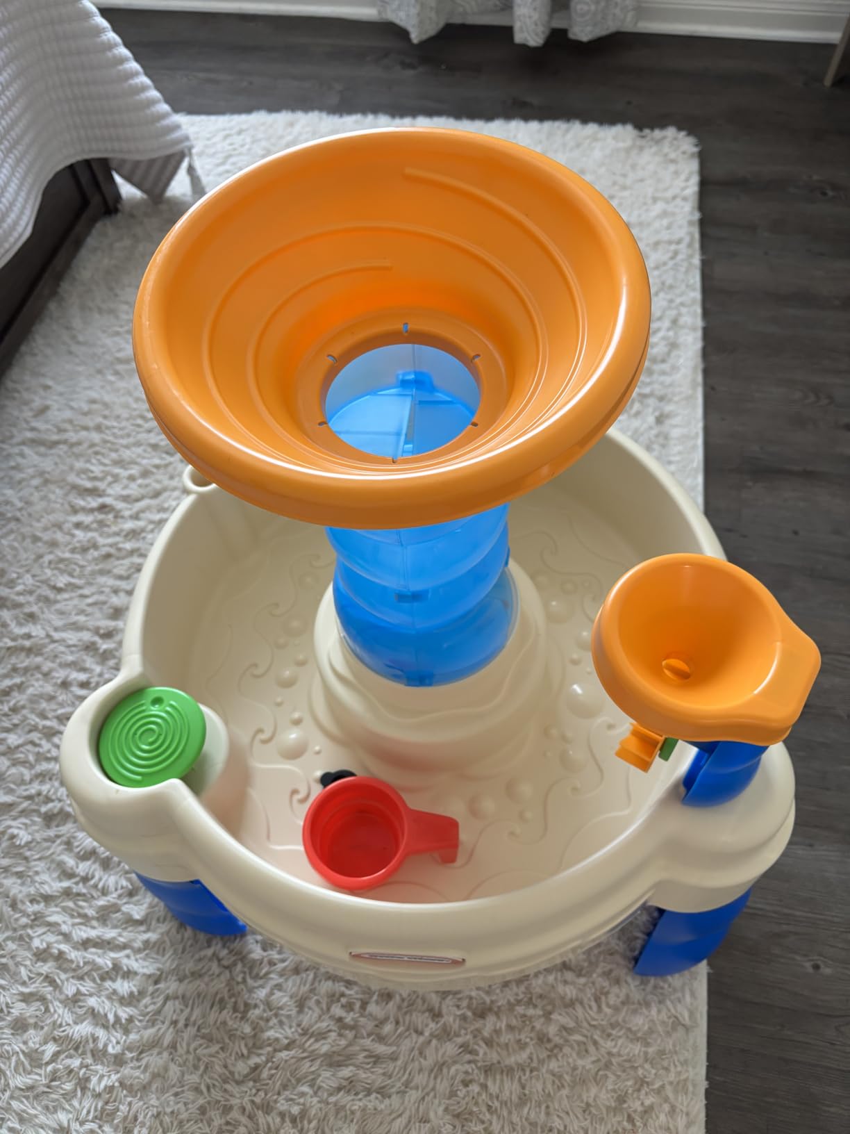 Little Tikes Spiralin' Seas Waterpark Play Table, Multicolor customer photo 2