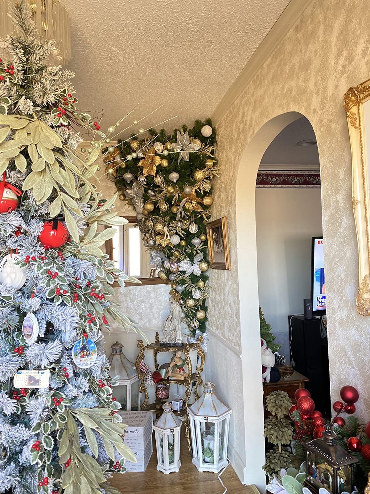 Vickerman 6' American Upside Down Artificial Christmas Half Tree, Unlit - Faux Upside Down Christmas Tree - Seasonal Indoor Home Decor customer photo 2