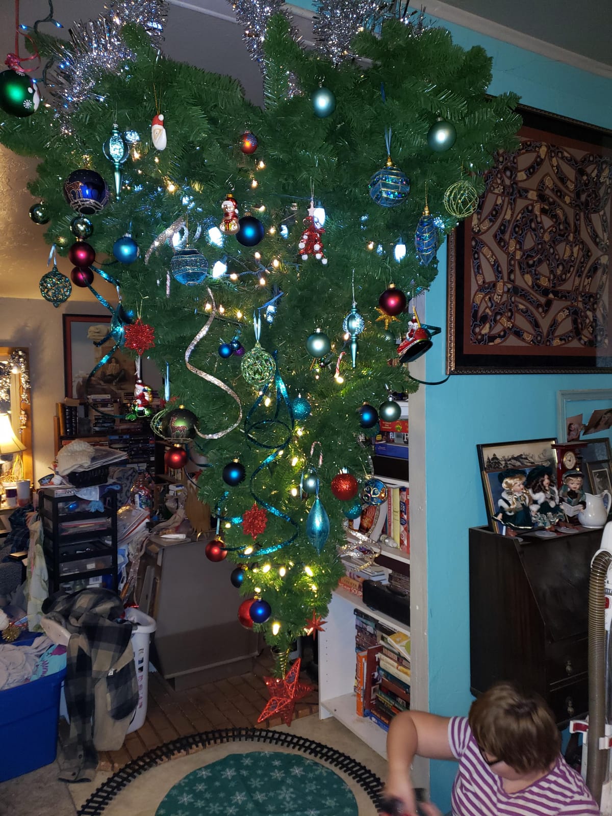 Vickerman 6' American Upside Down Artificial Christmas Tree, Unlit - Faux Upside Down Christmas Tree - Seasonal Indoor Home Decor customer photo 1