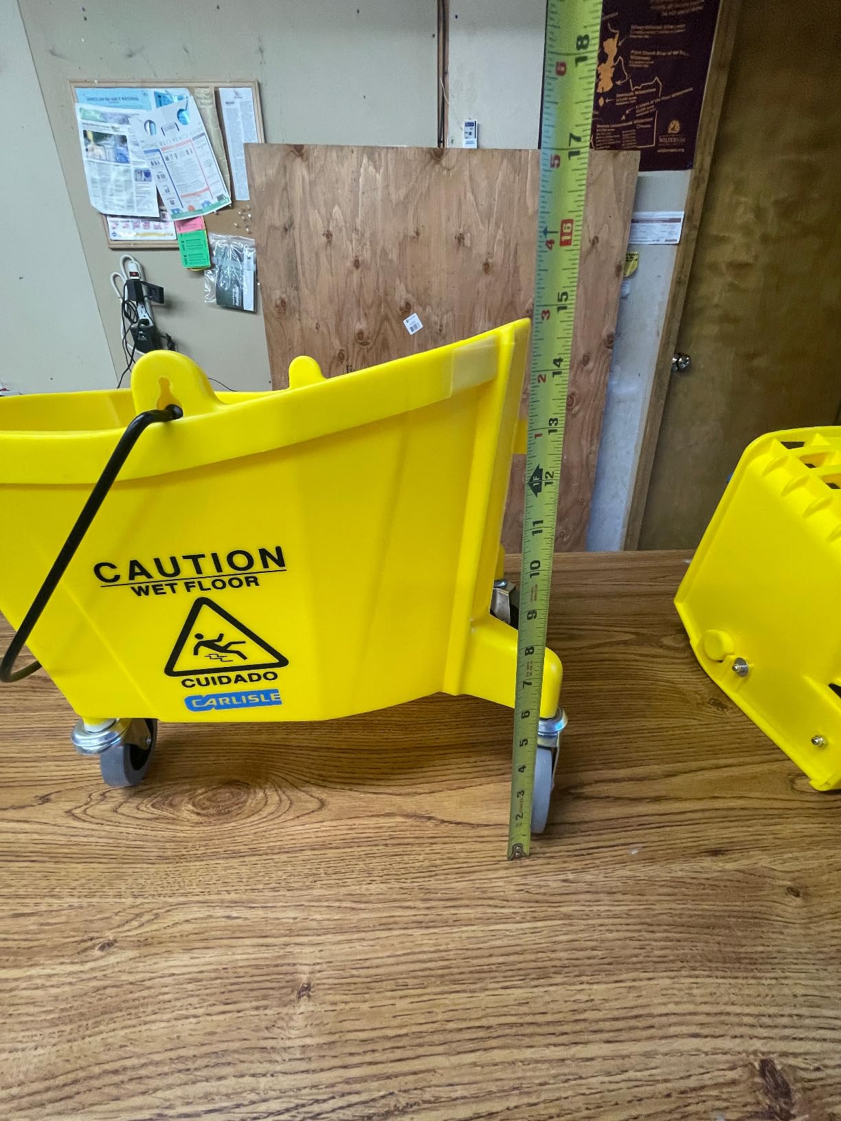 Carlisle FoodService Products 26 Qt Mop Bucket with Side Wringer, Yellow customer photo 1