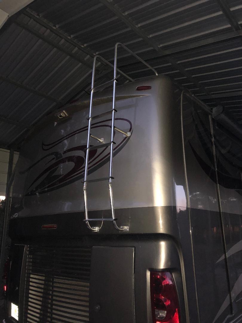 Stromberg Carlson LA-401 Universal Exterior RV Ladder, Heavy-Duty Rear Ladder for Travel Trailers & Campers, Roof Access, Durable Silver Finish, Easy Installation, Universal Fit, Silver customer photo 2