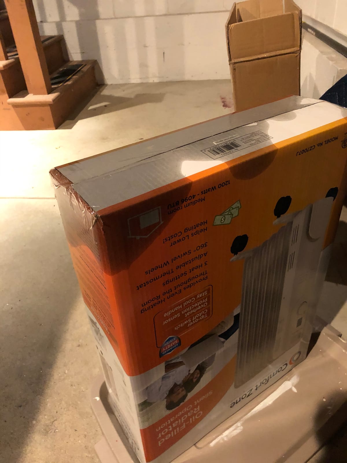 Comfort Zone Electric Oil-Filled Radiant Radiator Space Heater, Never Refill, Adjustable Thermostat, Tip-Over Switch & Overheat Protection System, Ideal for Home, Bedroom, & Office, 1,200W, CZ7007J customer photo 2