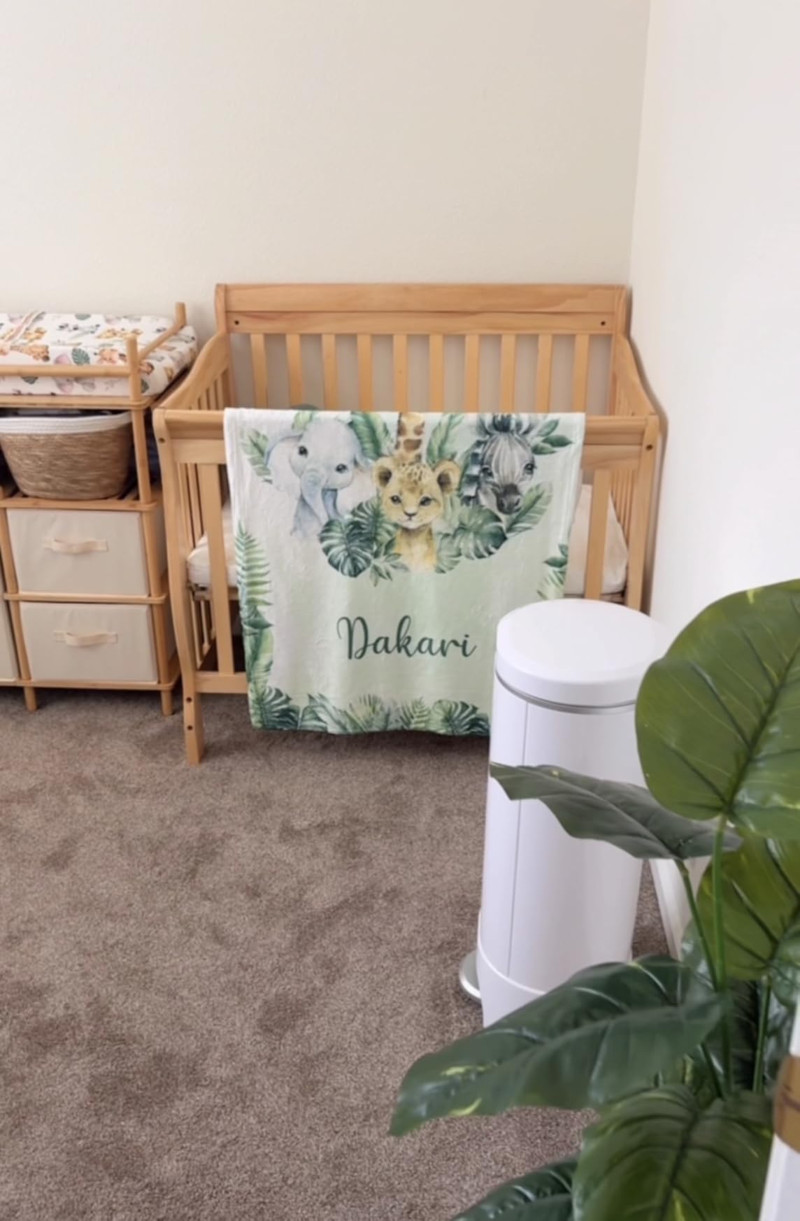 Dream On Me 4-in-1 Mini Baby Crib for Small Spaces, Aden, White | GREENGUARD Gold, ASTM/CPSC Compliant, BSA Verified, Converts to Daybed & Twin Bed, 3 Adjustable Heights, New Zealand Pine customer photo 1