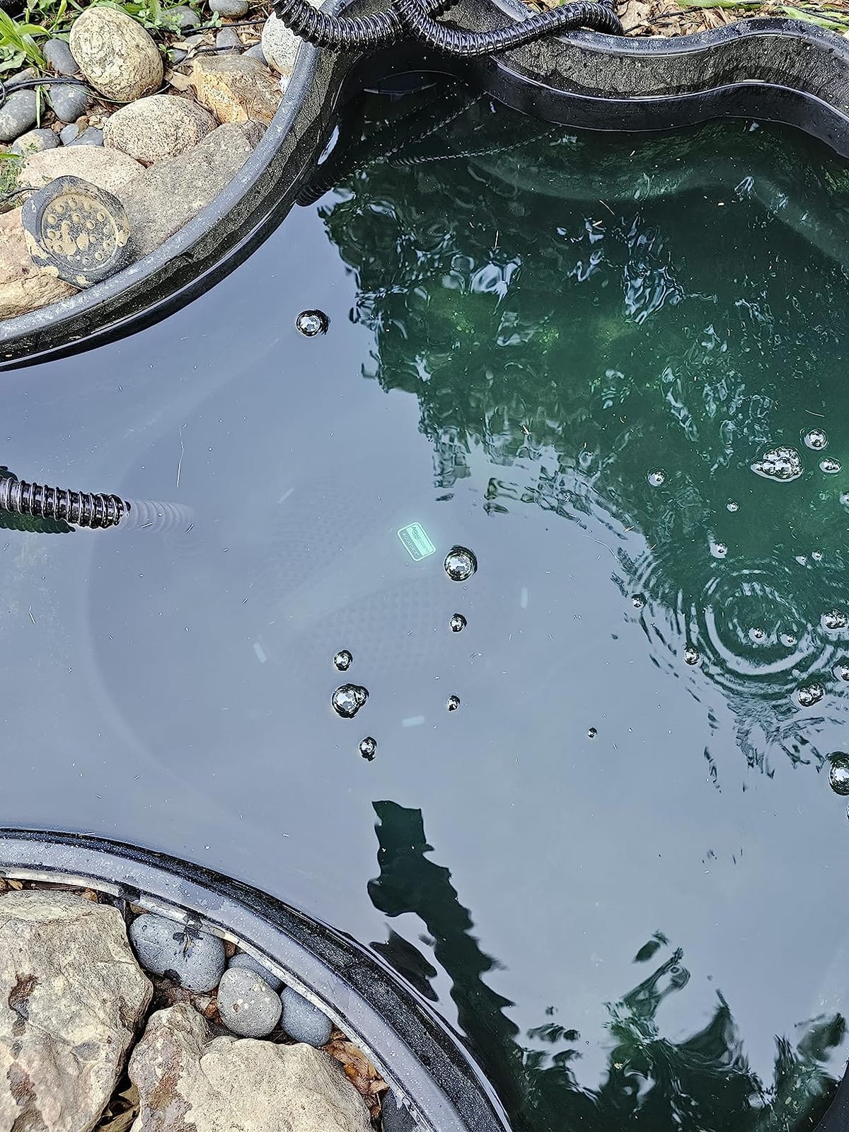 Aquascape AquaForce 1000 Solids Handling Submersible Pond Pump, Asynchronous Waterfall and Water Feature Pump with Pre Filter Cage and 25 ft Cord, 91011 customer photo 1