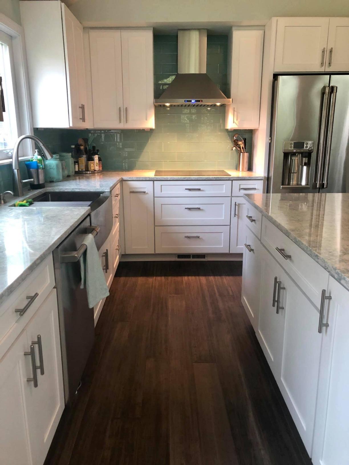 Ruvati 33-inch Apron-front Workstation Farmhouse Kitchen Sink - 16 Gauge Stainless Steel Kitchen Sink Single Bowl with Brushed Finish hides scratches - Farmhouse Workstation Sinks - RVH9200 customer photo 1