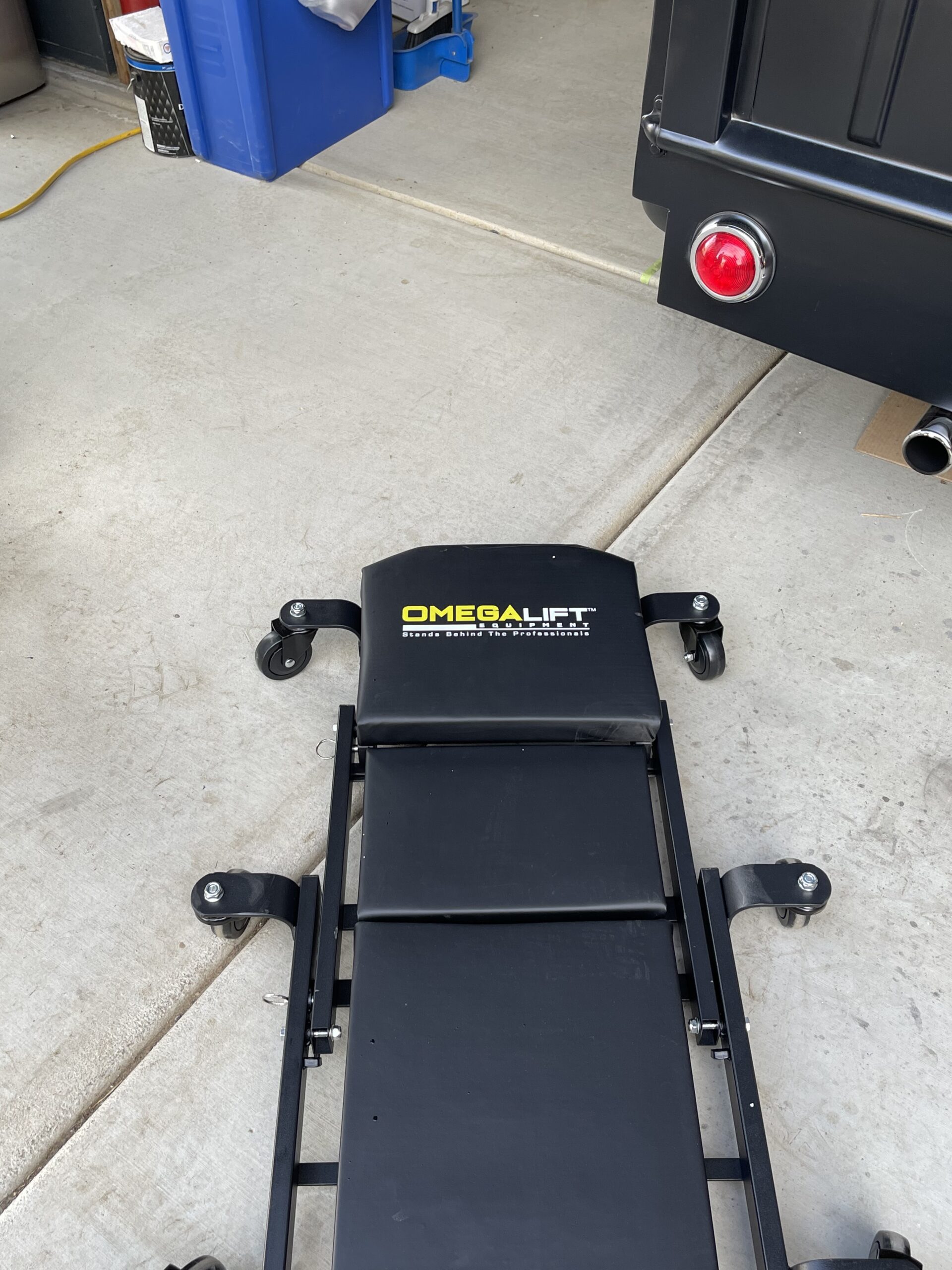Omega 91452 Black Low Profile Z-Creeper - 450 lbs. Capacity customer photo 1