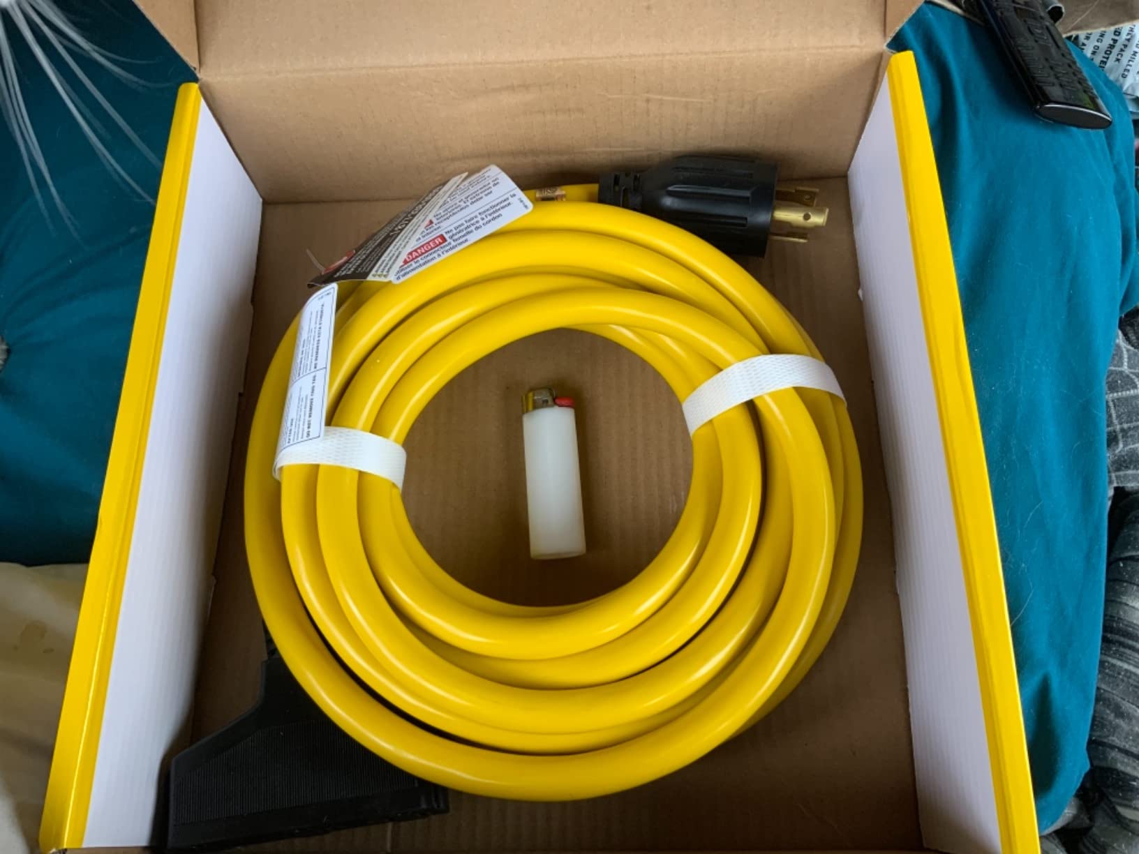 Champion Power Equipment 25-Foot 30-Amp 125-Volt Fan-Style Generator Extension Cord (L5-30P to three 5-15R) customer photo 2