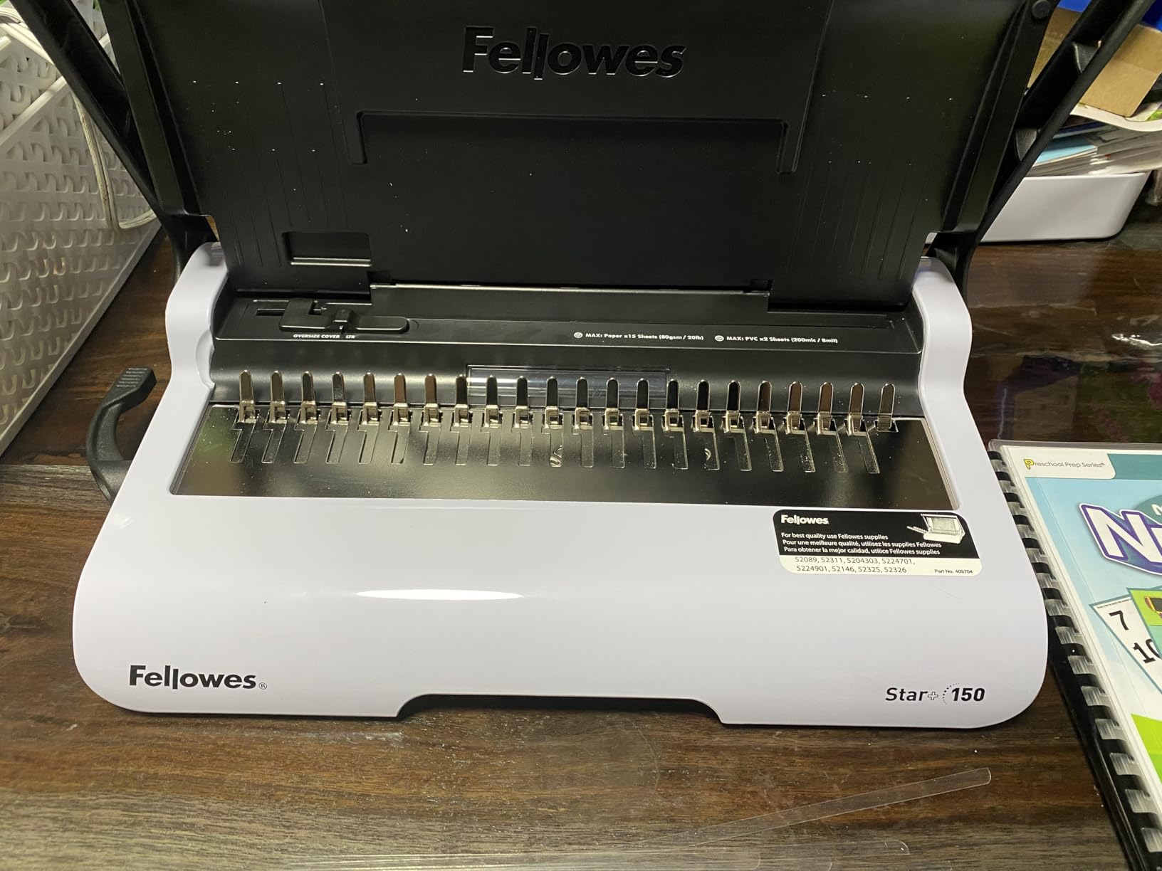Fellowes Star+ Comb Binding Machine, Classroom Must-Haves Manual Binder, 15-Sheet Punch Capacity, Perfect for School Supplies & Classrooms (5006501) customer photo 1