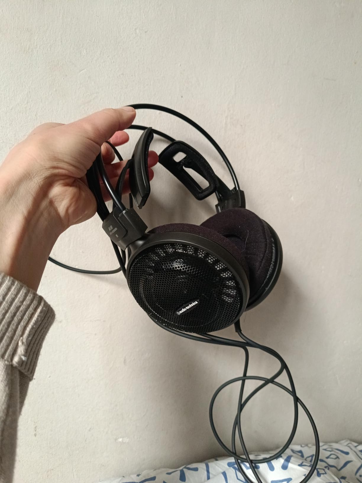 ATH-AD500X Audiophile Open-Air Headphones, Black customer photo 1