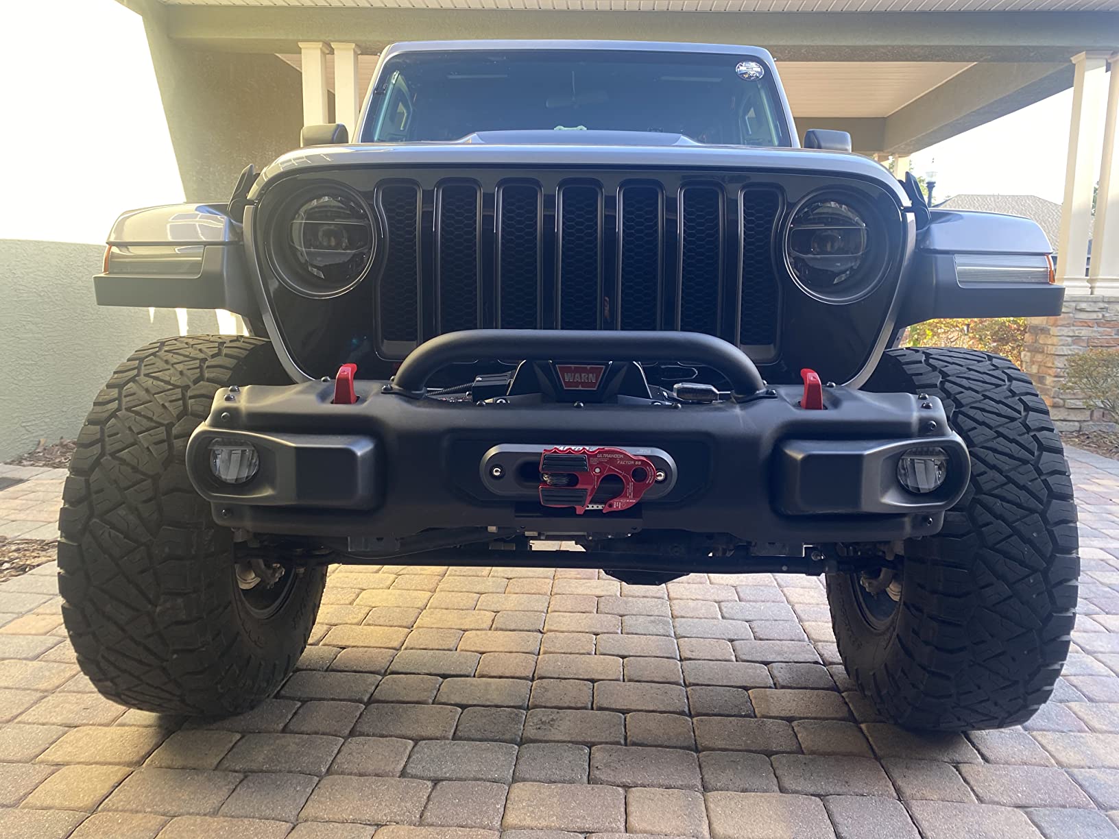 Warn ZEON 10-S 12V Electric Utility Winch - 10,000 lb Capacity, 100 ft 3/8 in Spydura Synthetic Rope, Polished Aluminum Hawse, Wired Remote, Durable Housing for Trucks SUVs Jeeps Off-Road - 89611 customer photo 2