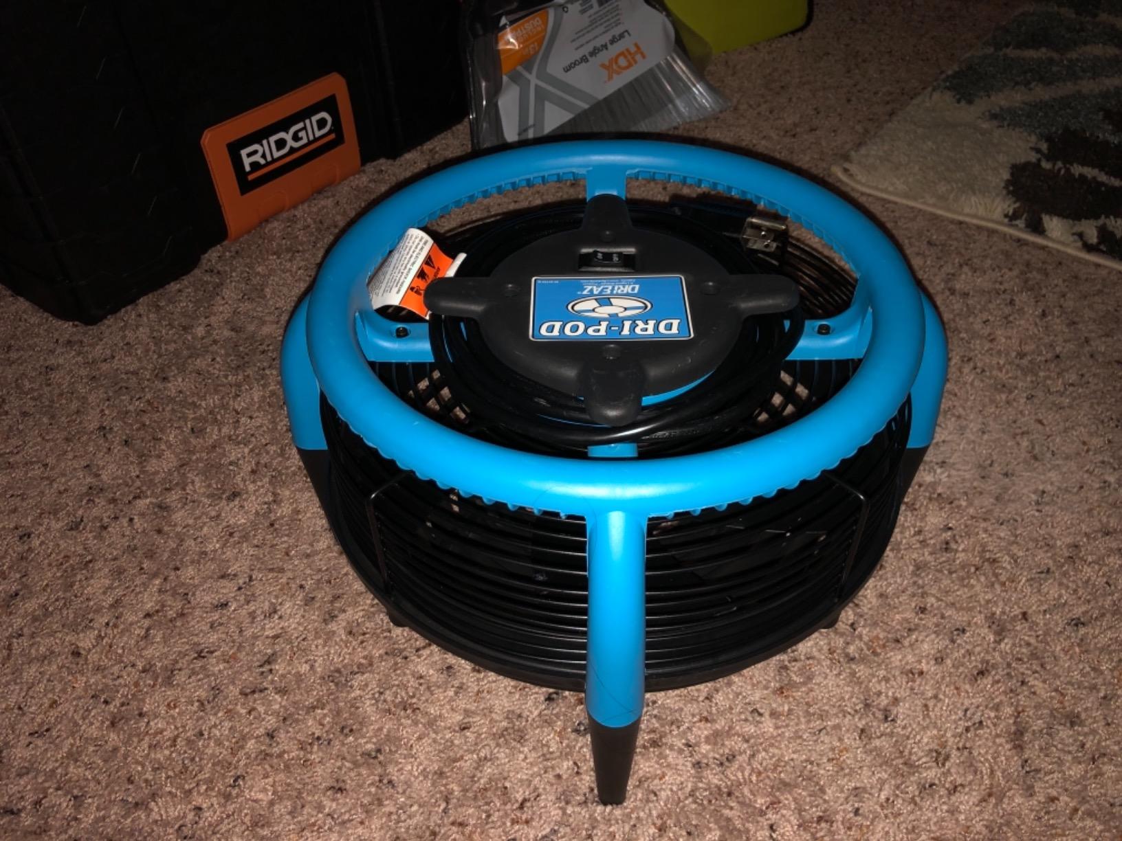 Dri-Eaz Dri-Pod Pro Omnidirectional Floor and Carpet Dryer, Ventilating Floor Dryer for Boats, RVs and Residential Use customer photo 2