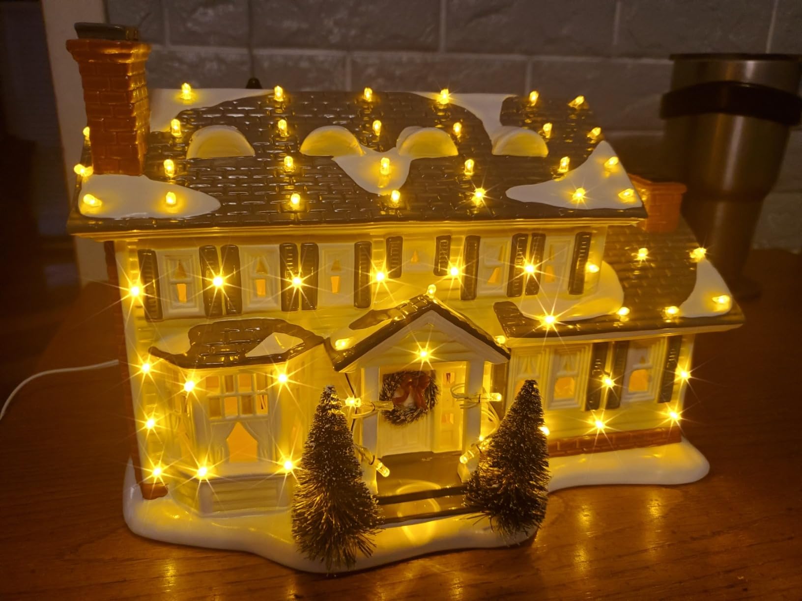 Department 56 Snow Village National Lampoons Christmas Vacation the Griswold Holiday House Lit Building, 7.48 Inch, Multicolor customer photo 2