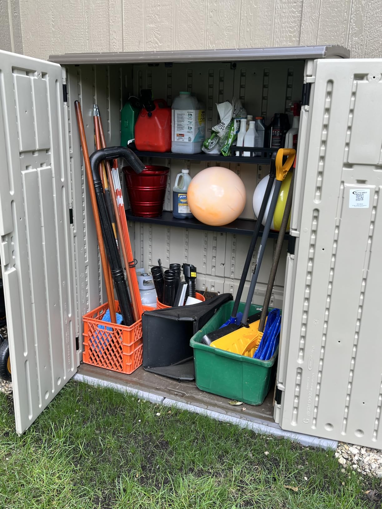 Suncast Outdoor Storage Shed, Water Resistant Resin Vertical Outdoor Storage Cabinet for Patio, Garden Tools, Cushions, & Equipment, 54 cu. ft. customer photo 1