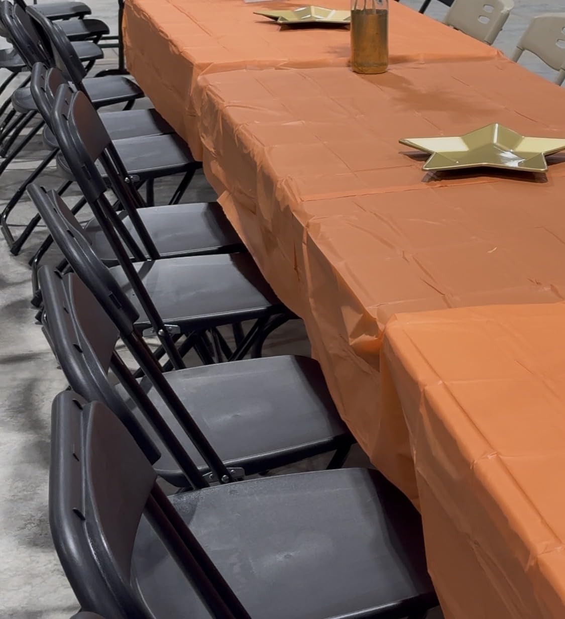 Flash Furniture Hercules Plastic Folding Event Chair, Brown, 10-Pack | Lightweight, 650 LBS. Weight Capacity customer photo 1