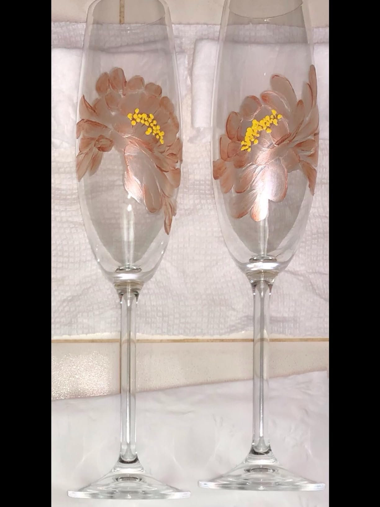 Lenox Champagne Flutes, Tuscany Classics 8 Oz Champagne Glasses Set of 6, 1.5 x 10-inch, Clear European Glass, Stemware, Dishwasher Safe, Wedding Decor, New Years, 8 Oz Flute Glasses (6-Piece) customer photo 2