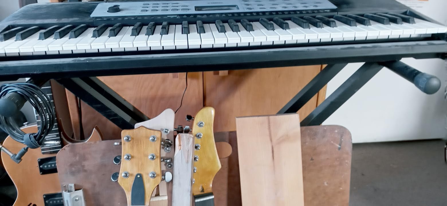 RockJam RJX29 Adjustable X Frame Keyboard Stand with Locking Straps customer photo 1