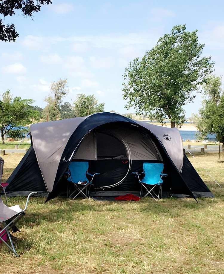 Coleman Montana Camping Tent, 6/8 Person Family Tent with Included Rainfly, Carry Bag, and Spacious Interior, Fits Multiple Queen Airbeds and Sets Up in 15 Minutes customer photo 2